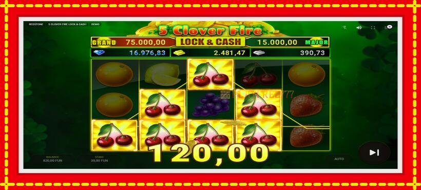 Slot machine 5 Clover Fire Lock & Cash with access to free game online, picture 3